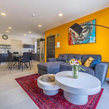 Sleek & Stylish 2Br Accommodation With Large Private Terrace - Close To Saint Julian'S & Tigne Shopping Mall Слима Экстерьер фото